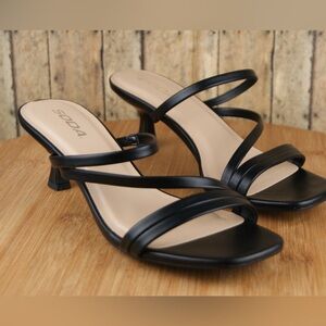 WOMEN’S BLACK STAPS HEELS (DENALI-S)